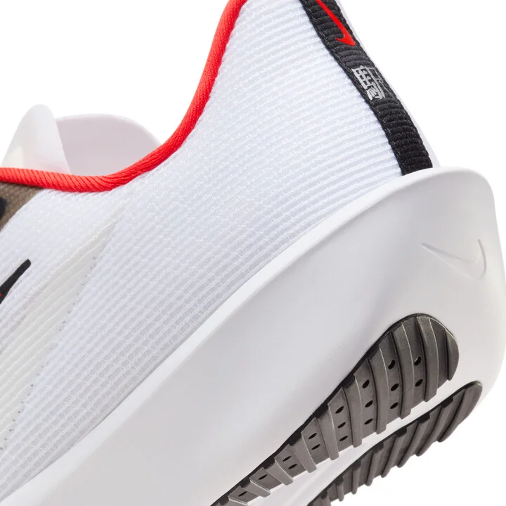 Nike Men's Zoom Rival Fly 4 Road Racing Shoes in White | HQ3512-100 - Image 8