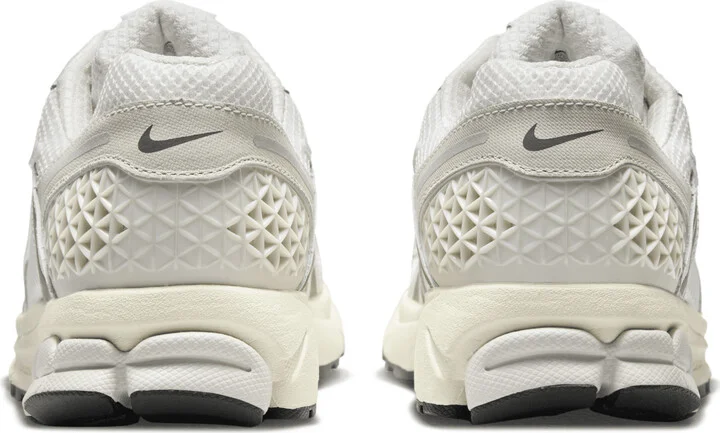 Nike Men's Zoom Vomero 5 SE Shoes in Grey | HF0731-007 - Image 6