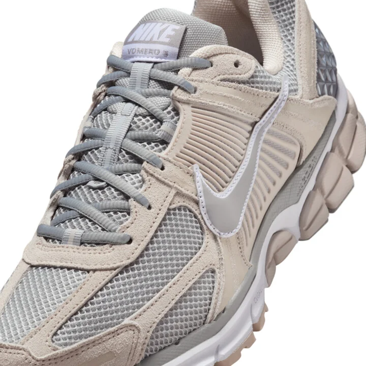 Nike Men's Zoom Vomero 5 Shoes in Brown | HF1553-101 - Image 7