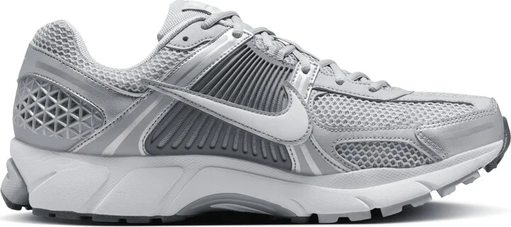 Nike Men's Zoom Vomero 5 Shoes in Grey | FJ4151-003 - Image 3