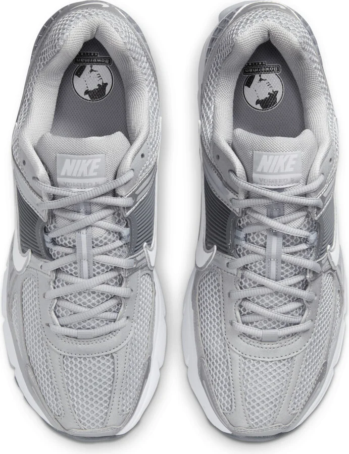 Nike Men's Zoom Vomero 5 Shoes in Grey | FJ4151-003 - Image 4