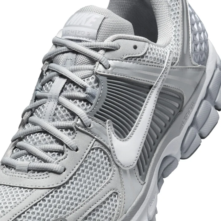 Nike Men's Zoom Vomero 5 Shoes in Grey | FJ4151-003 - Image 7