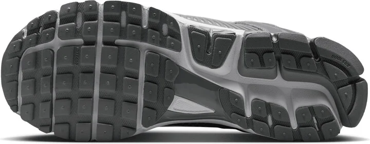 Nike Men's Zoom Vomero 5 Shoes in Grey | HF1553-003 - Image 2