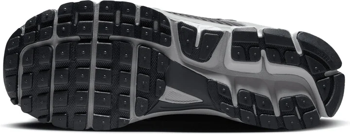 Nike Men's Zoom Vomero 5 Shoes in Grey | HV5982-001 - Image 2