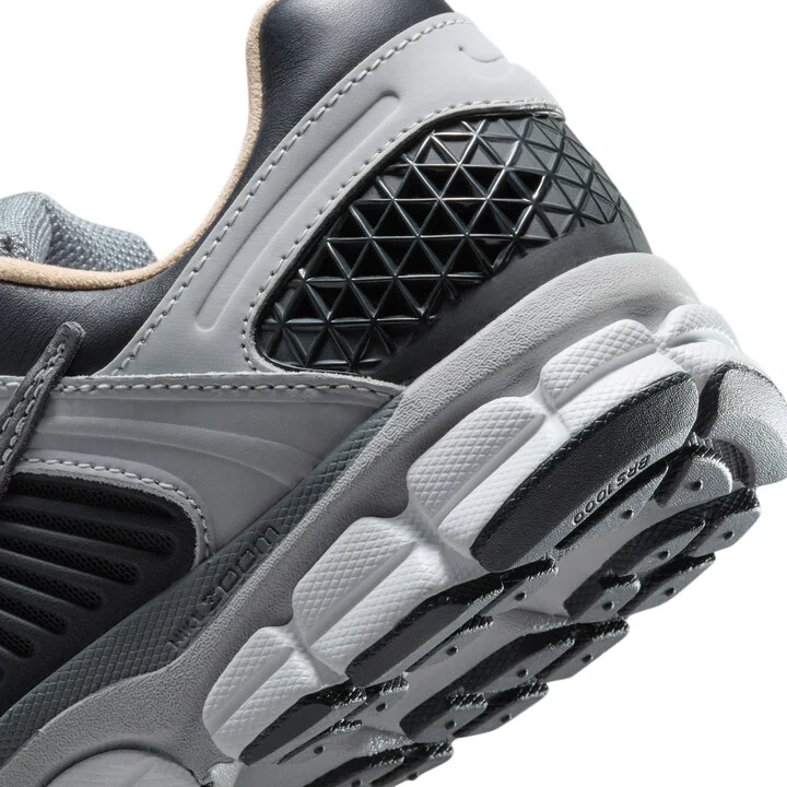 Nike Men's Zoom Vomero 5 Shoes in Grey | HV5982-001 - Image 8