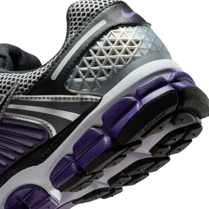 Nike Men's Zoom Vomero 5 Shoes in Grey | IM2220-095 - Image 8