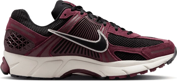 Nike Men's Zoom Vomero 5 Shoes in Red | HF1553-601 - Image 3