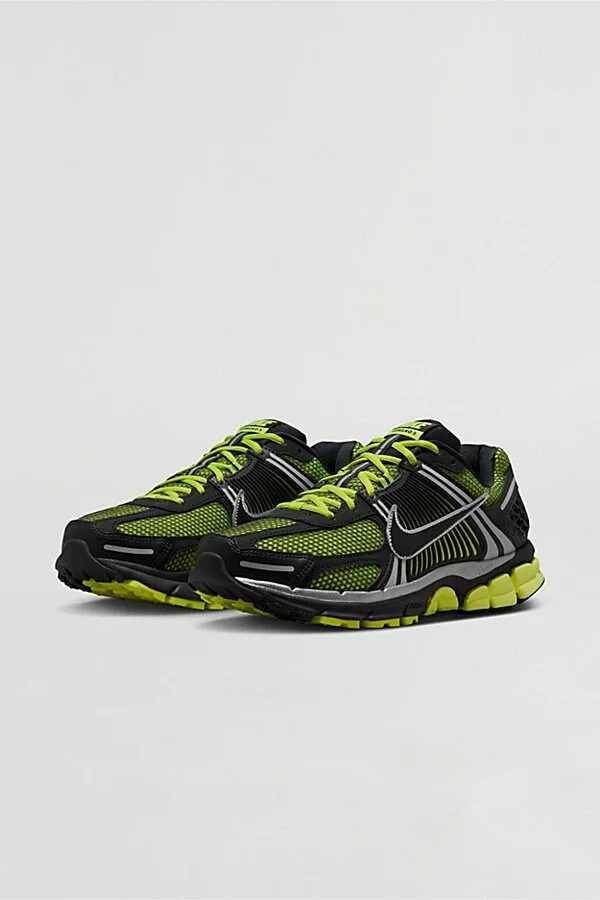 Nike Men's Zoom Vomero 5 Sneaker in Lemon Venom/Black/White - Image 2