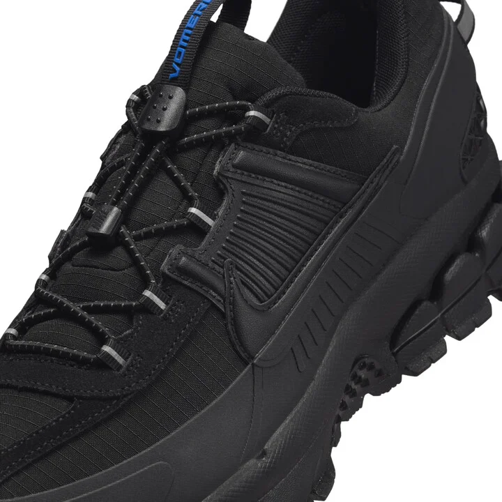 Nike Men's Zoom Vomero Roam Winterized Shoes in Black | FV2295-002 - Image 7
