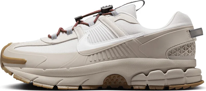 Nike Men's Zoom Vomero Roam Winterized Shoes in Grey | HV4294-009