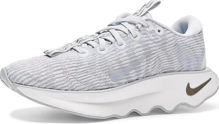 Nike Motiva Women's Walking Shoes Photon Dust/Photon Dust/Light Smoke Grey : 10.5 B - Medium, Synthetic