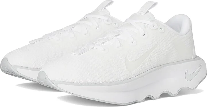 Nike Motiva Women's Walking Shoes White/White/Summit White/Pure Platinum : 9 B - Medium, Synthetic