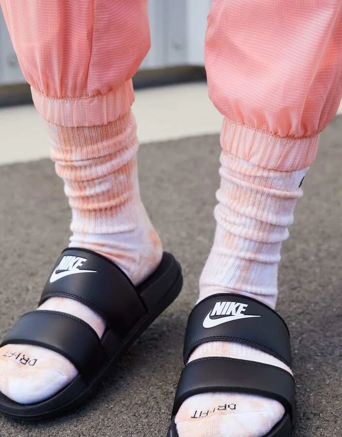 Nike Offcourt Duo slides in black - Image 2