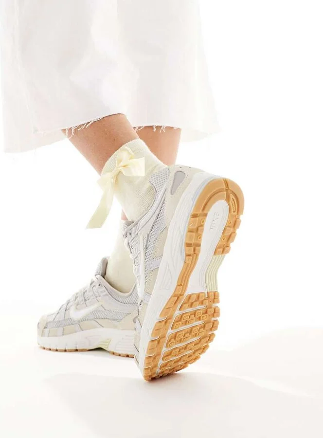 Nike P-6000 sneakers in light gray and khaki - Image 3