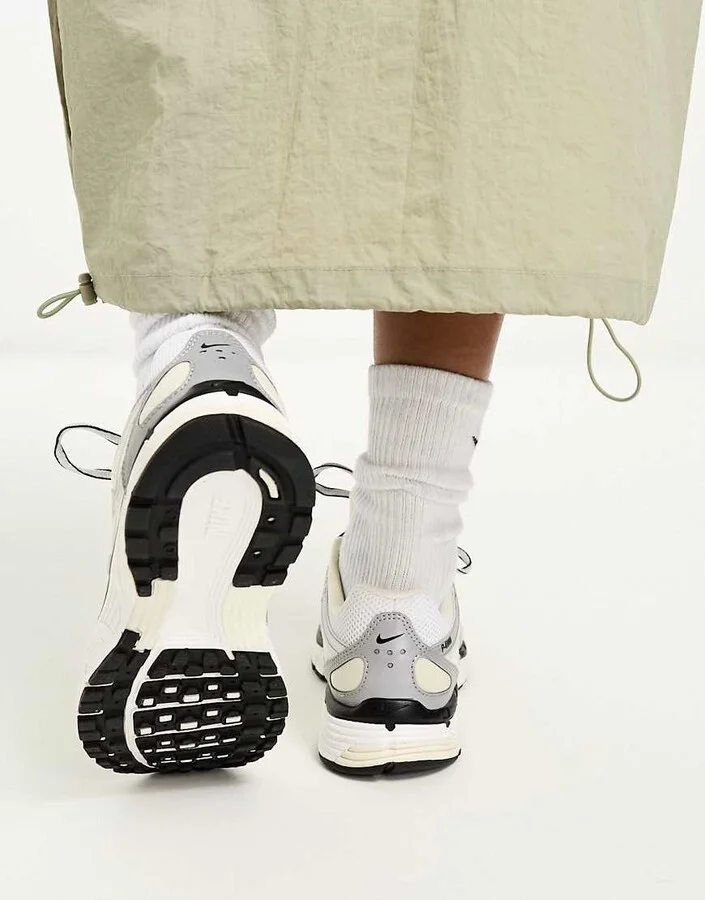 Nike P-6000 sneakers in white and black - Image 3