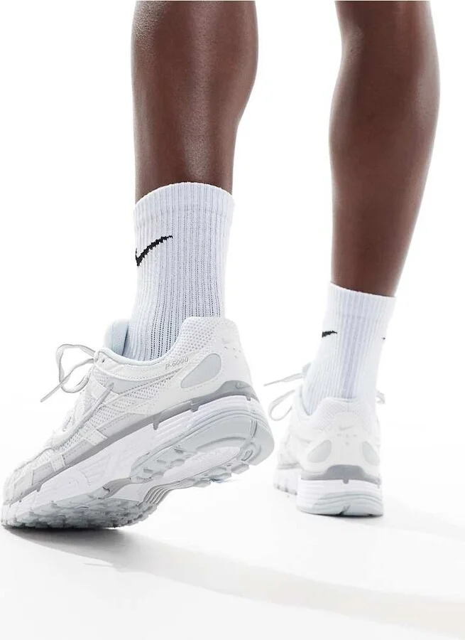 Nike P-6000 sneakers in white and silver - Image 4