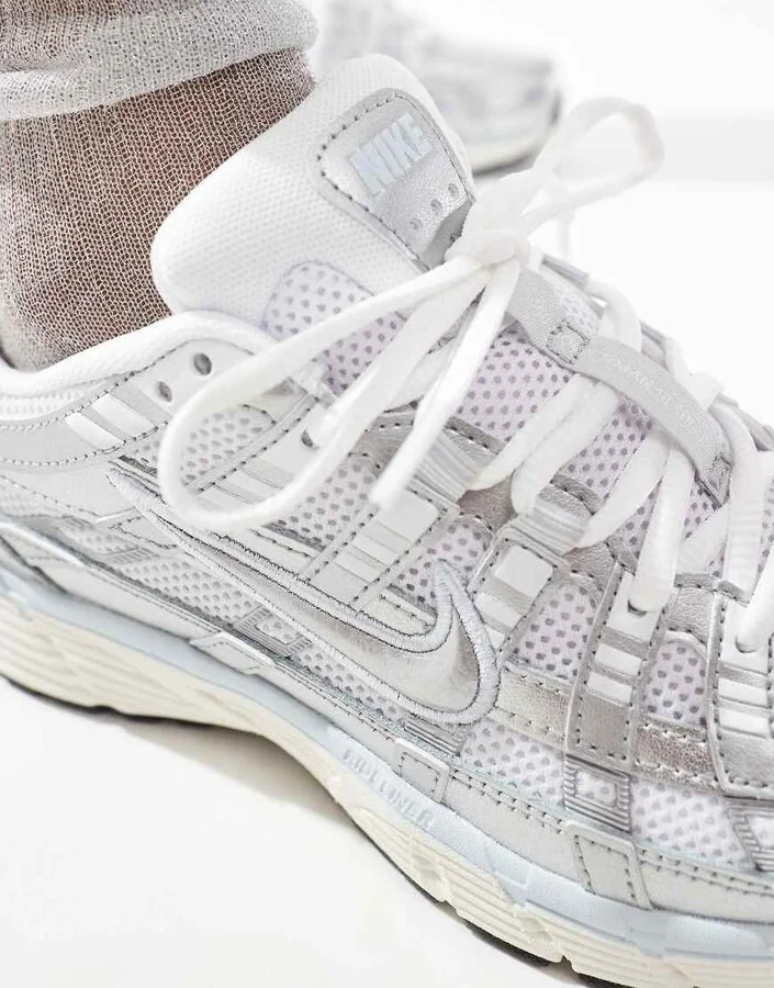 Nike P-6000 sneakers in white, gray and blue - Image 4