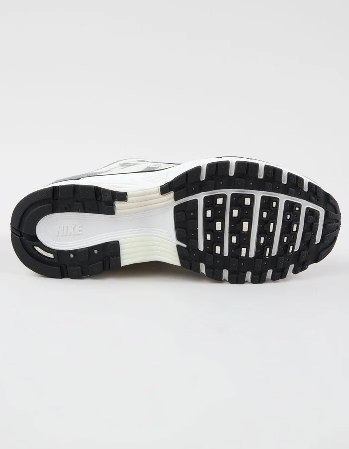 NIKE P-6000 Womens Shoes - Image 3