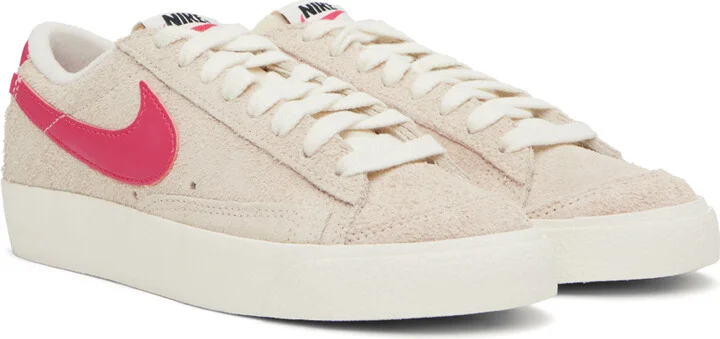Nike Pink Blazer Low '77 Vintage Sneakers - Image 4