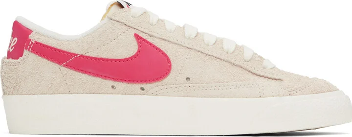 Nike Pink Blazer Low '77 Vintage Sneakers