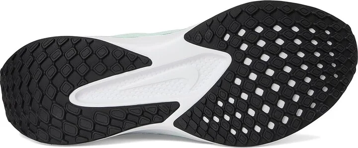 Nike Quest 6 Women's Shoes Mint Foam/Black/Cannon/White : 8.5 B - Medium, Textile - Image 3