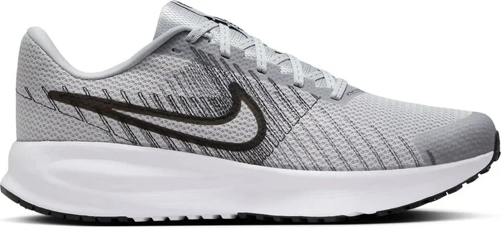 Nike Run Defy Running Shoe