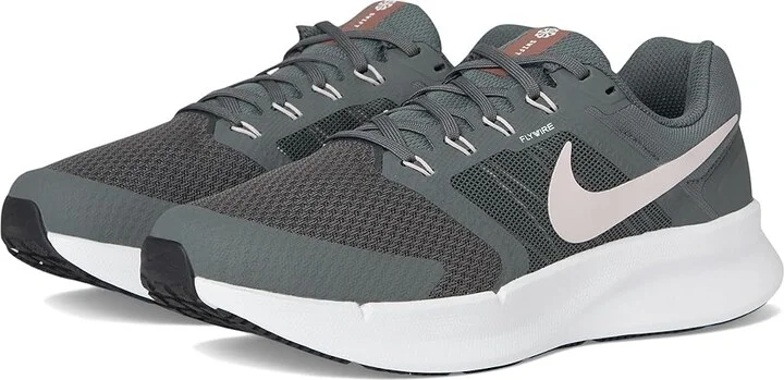 Nike Run Swift 3 Women's Shoes Iron Grey/Platinum Violet/Smokey Mauve/White/Black : 10 B - Medium