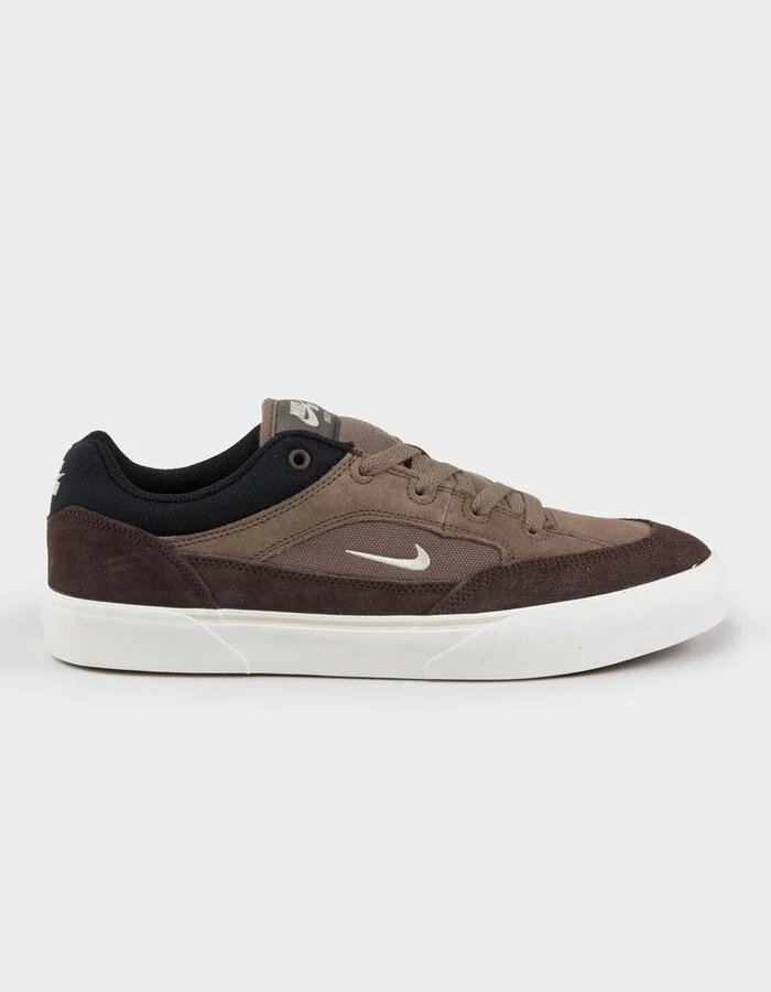 Brown/white