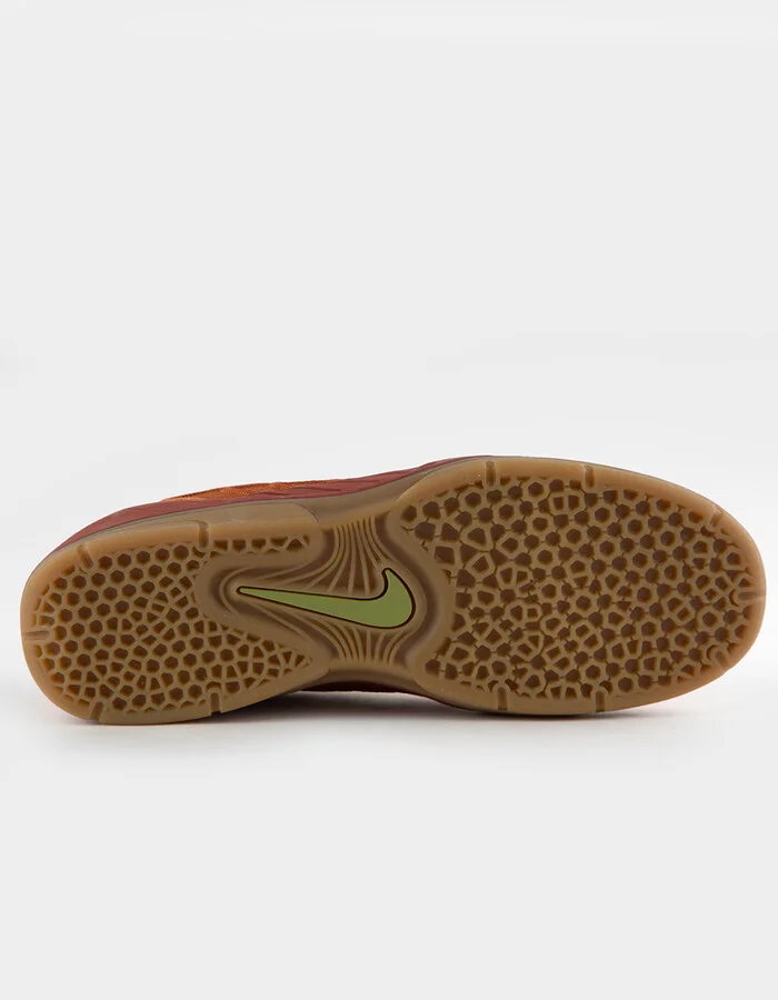 NIKE SB Vertebrae Skate Shoes - Image 3