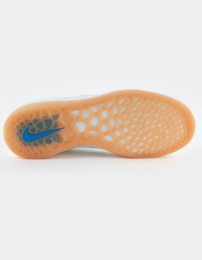 NIKE SB Zoom Nyjah 3 Mens Shoes - Image 3