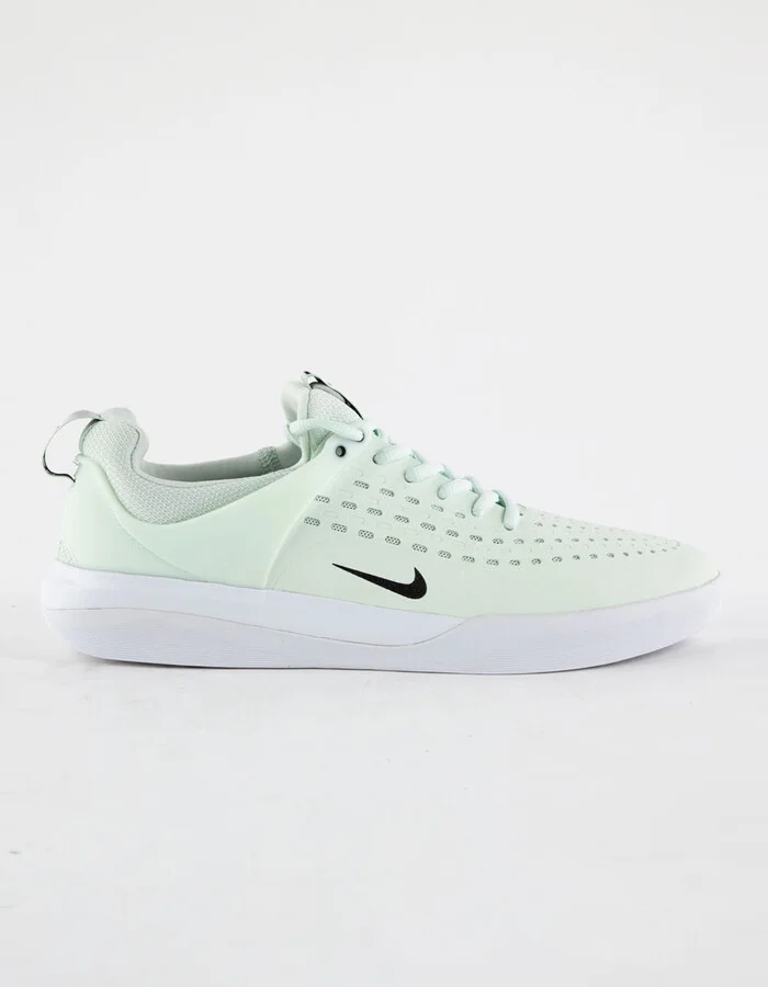 Green/white