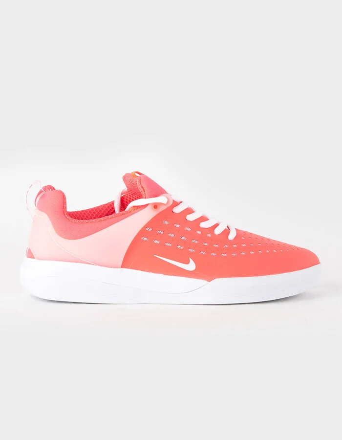 NIKE SB Zoom Nyjah 3 Mens Skate Shoes