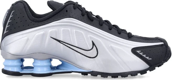 Nike Shox R4