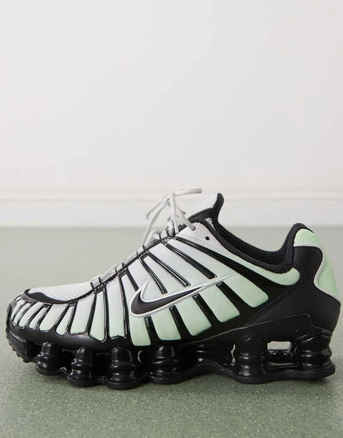 Nike Shox TL sneakers in black and green - Image 2