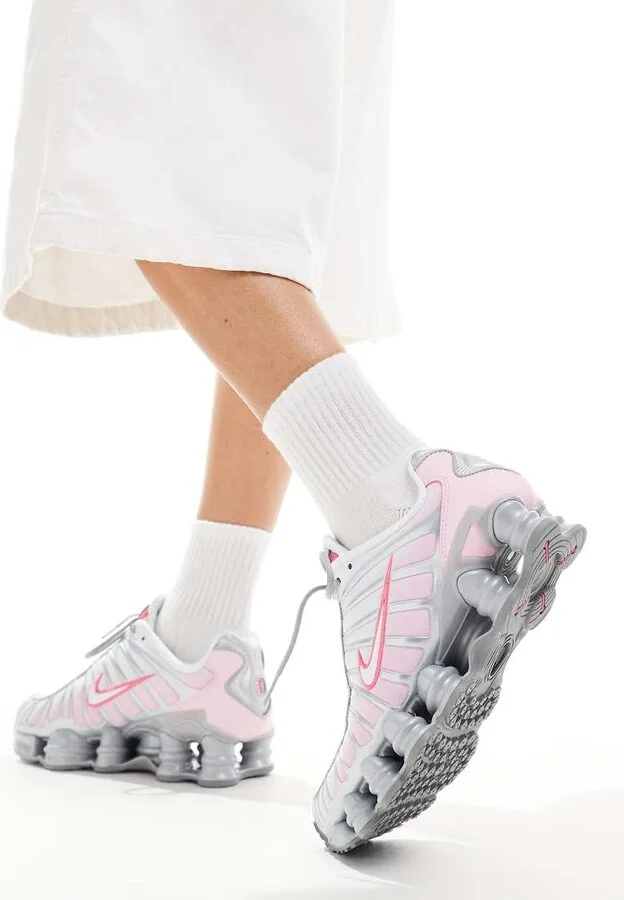 Nike Shox TL sneakers in silver and pink - Image 2