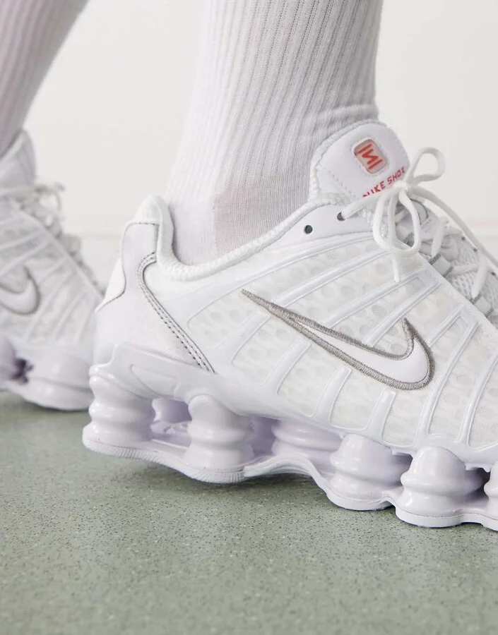 Nike Shox TL sneakers in white and silver - Image 4