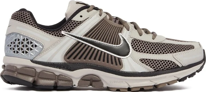 NIKE Sneaker Zoom Vomero 5