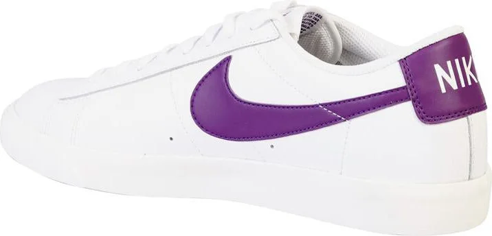 Nike Sneakers - Image 3