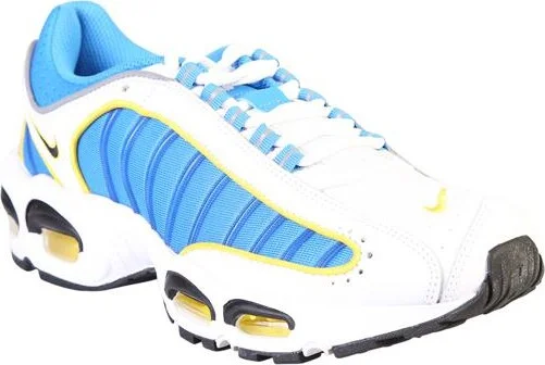 Nike Sneakers - Image 2