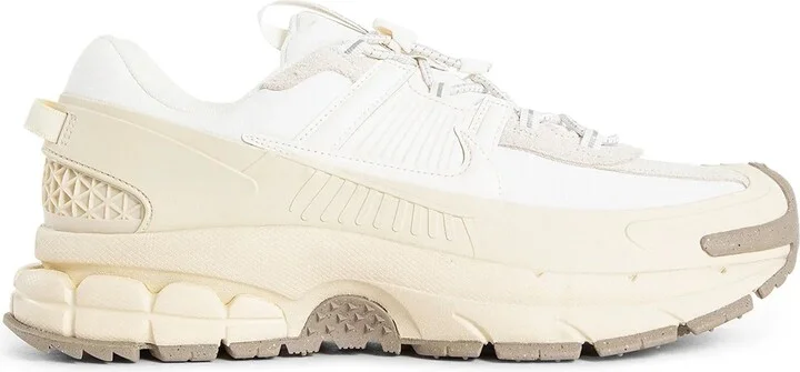Nike Sneakers Zoom Vomero Roam