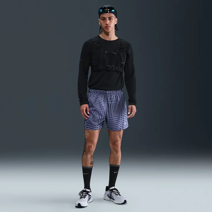 Nike Unisex Transform Packable Running Vest in Black | N1002042-013 - Image 7