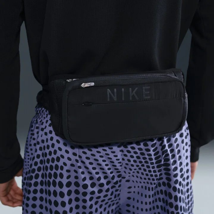 Nike Unisex Transform Packable Running Vest in Black | N1002042-013 - Image 9