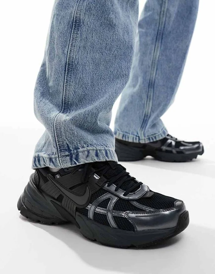 Nike V2K Run sneakers in black and gray