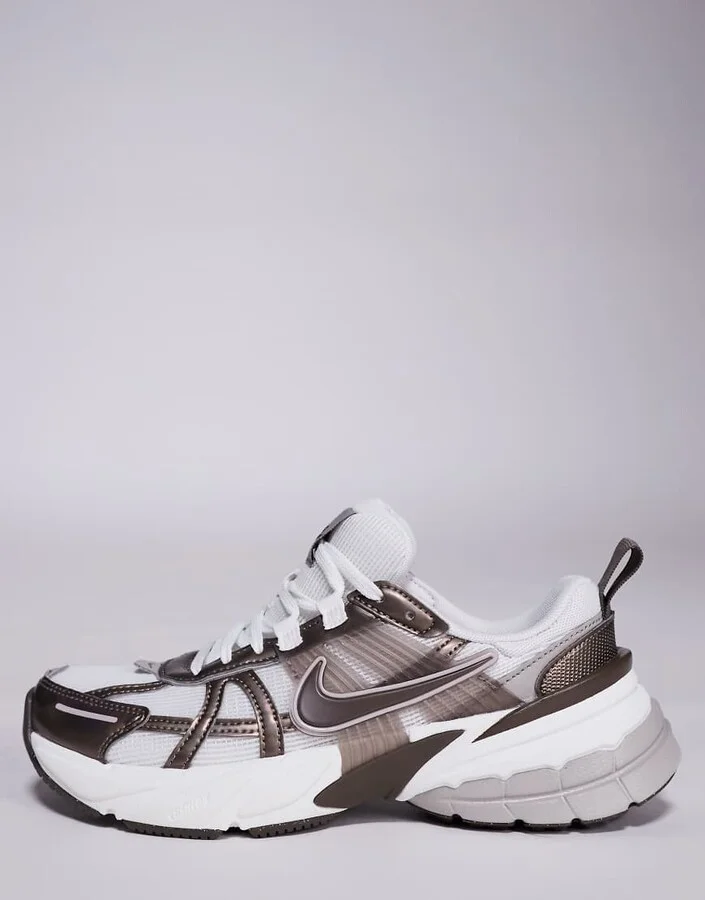 Nike V2K Run sneakers in white and bronze - Image 2