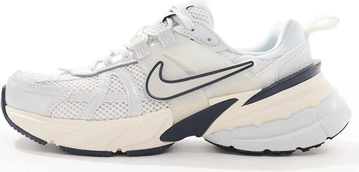 Nike V2K Run sneakers in white and navy - Image 2