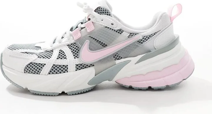 Nike V2K Run sneakers in white and pink - Image 2