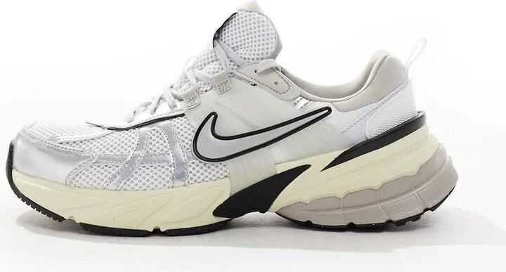 Nike V2K Run sneakers in white and silver - Image 2