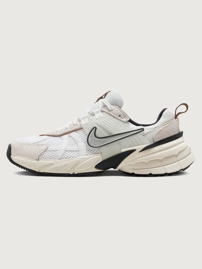 Nike V2K Run - Summit White/ Chrome / White / LT Orewood Brn - Image 7