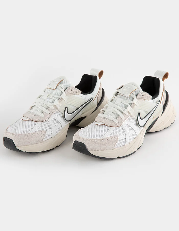 NIKE V2K Womens Running Shoes - Image 2