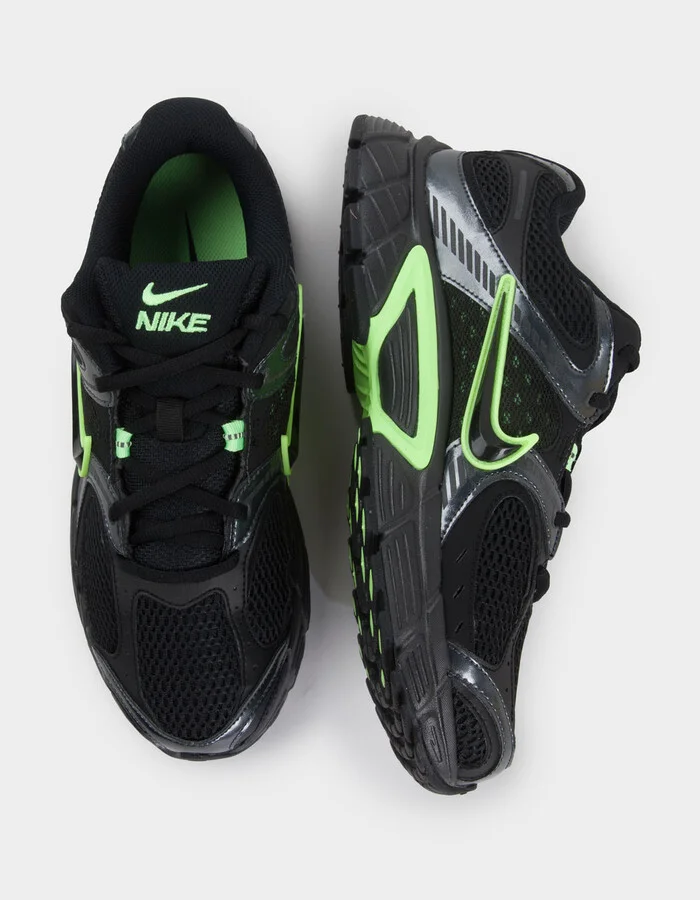 NIKE V5 RNR Mens Shoes - Image 10